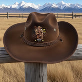 jimeng-2025-06-27-9780-把这个牛仔帽换成Dark Brown,帽子要有翻毛皮效果