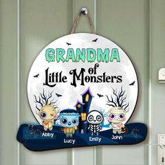 Halloween Oma Mama von kleinen Monsterkindern personalisiertes Türschild